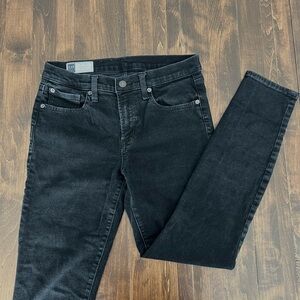 GAP Black Skinny Jeans